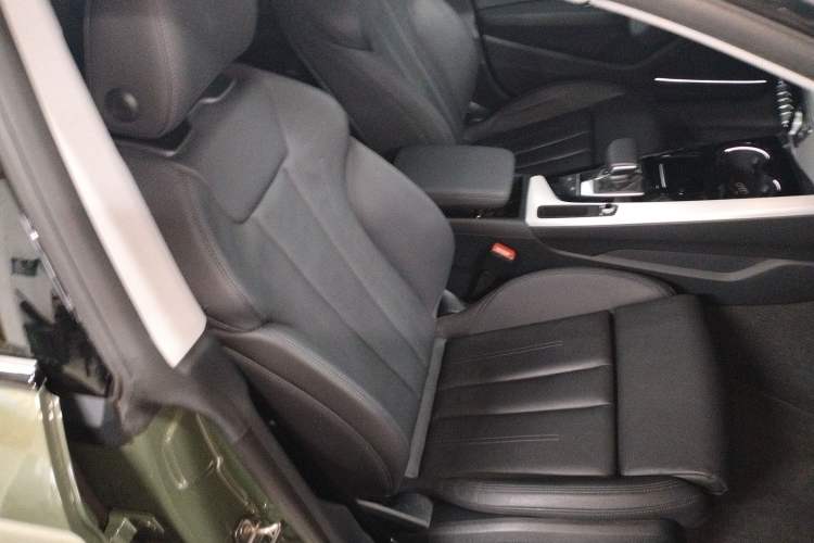 Used Audi A5 2024 Sportback 40 TFSI quattro Luxury Dynamic Model Right Front Seat