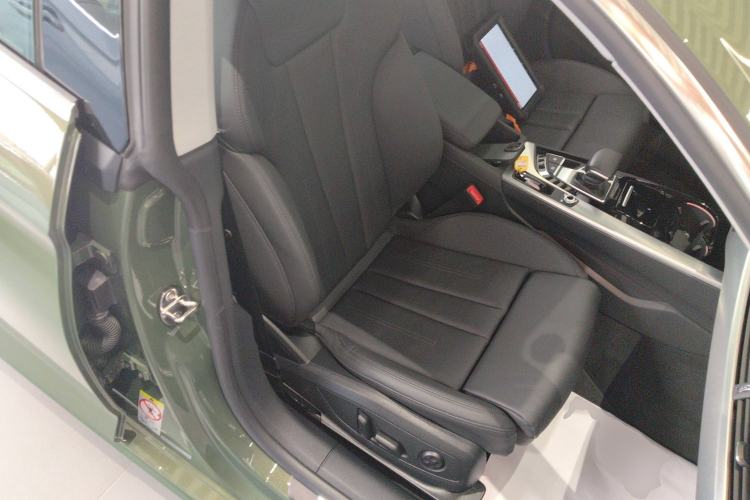 Used Audi A5 2024 Sportback 40 TFSI Fashionable and Dynamic Model Right Front Seat