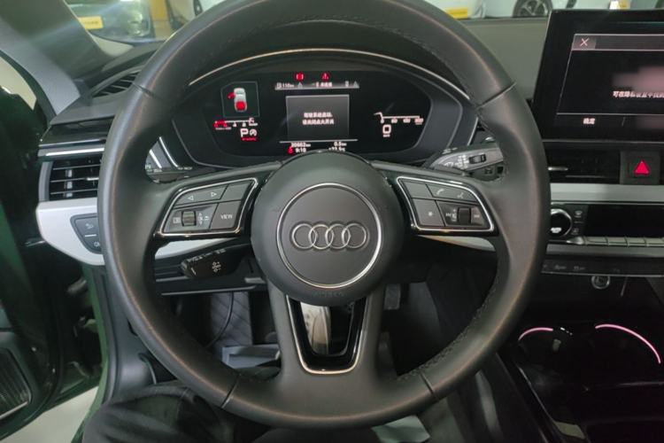 Used Audi A5 2024 Sportback 40 TFSI quattro Luxury Dynamic Model Steering Wheel