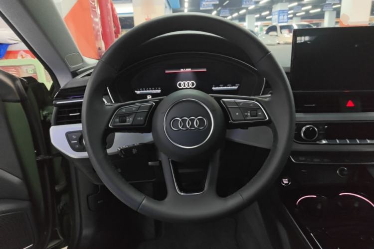 Used Audi A5 2024 Sportback 40 TFSI quattro Luxury Dynamic Model Steering Wheel