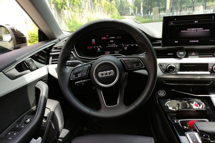 Used Audi A5 2024 Sportback 40 TFSI quattro Luxury Dynamic Model Steering Wheel