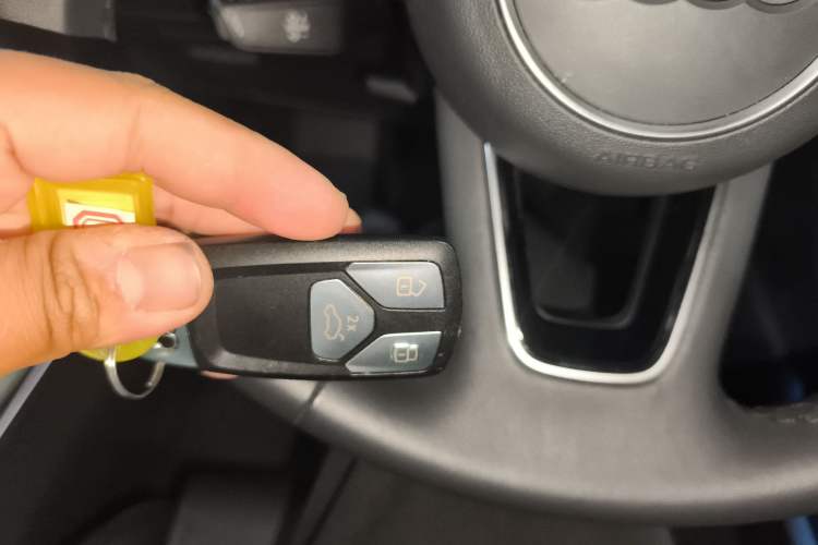 Used Audi A5 2024 Sportback 40 TFSI Fashionable and Dynamic Model Vehicle Key