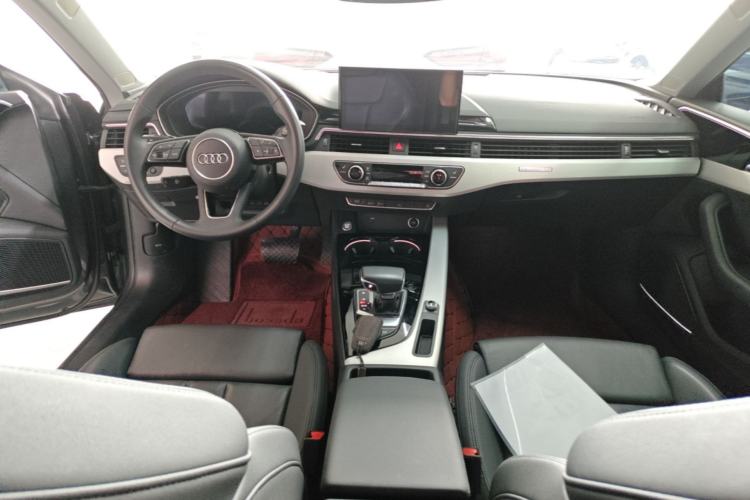 Used Audi A5 2024 Sportback 40 TFSI quattro Luxury Dynamic Model Center Console