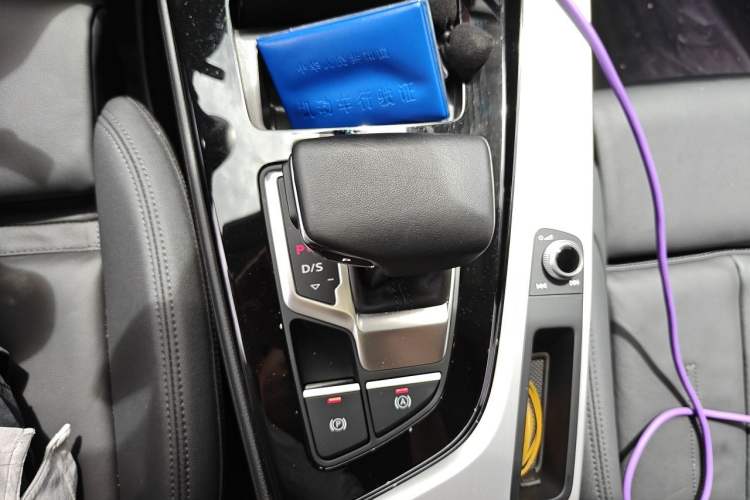 Used Audi A5 2024 Sportback 40 TFSI quattro Luxury Dynamic Model Gear Lever