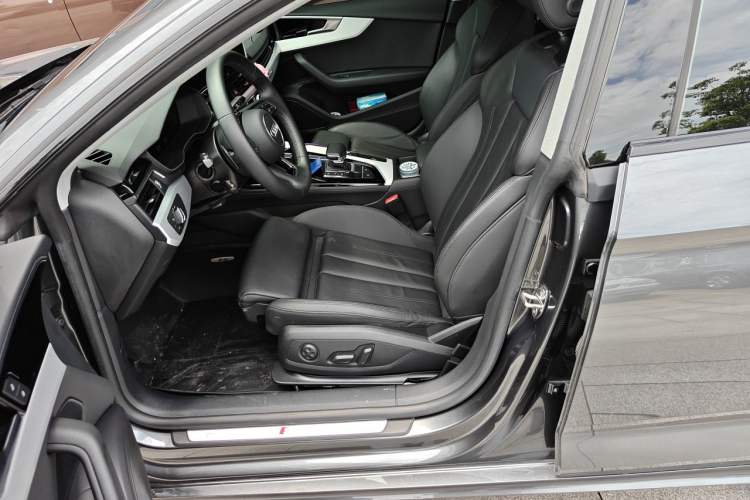 Used Audi A5 2024 Sportback 40 TFSI quattro Luxury Dynamic Model Left Front Seat