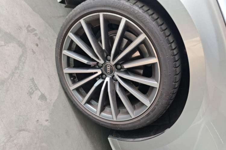 Used Audi A5 2024 Sportback 40 TFSI quattro Luxury Dynamic Model Left Front Wheel Hub