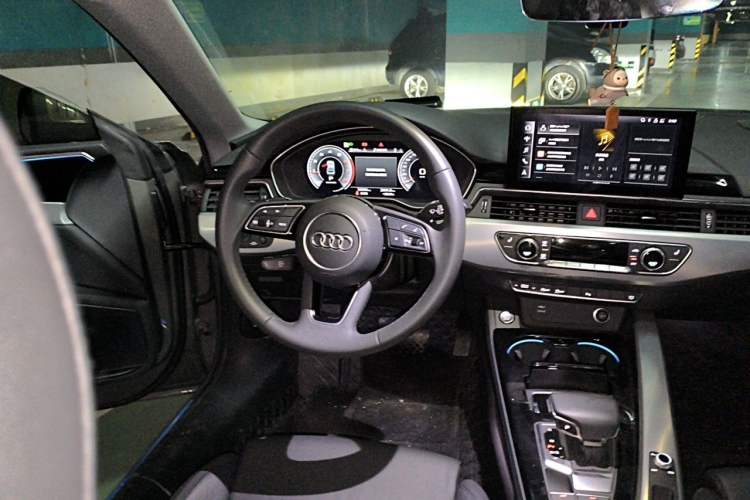 Used Audi A5 2024 Coupe 40 TFSI Fashion Dynamic Model Steering Wheel