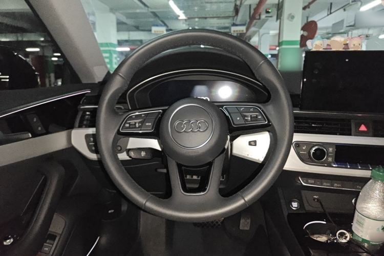 Used Audi A5 2024 Sportback 40 TFSI quattro Luxury Dynamic Model Steering Wheel