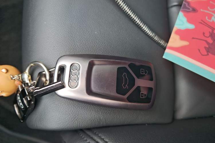 Used Audi A5 2024 Sportback 40 TFSI quattro Luxury Dynamic Model Vehicle Key