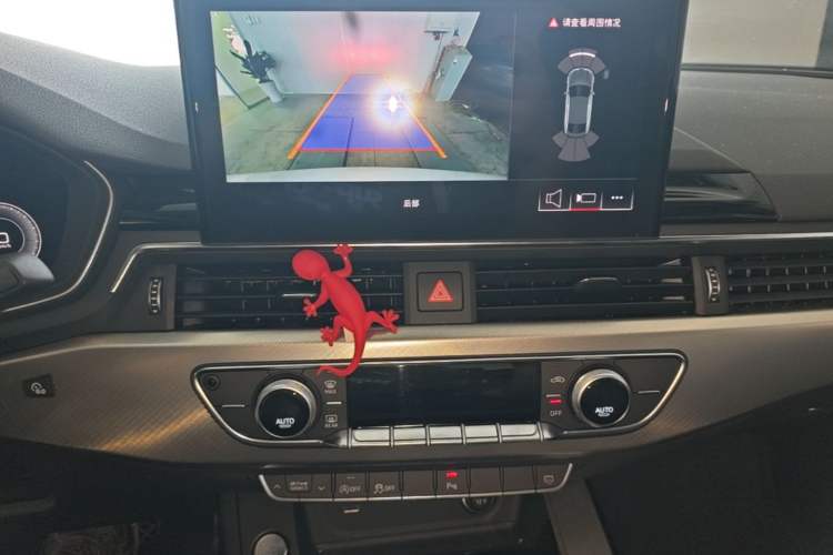 Used Audi A5 2024 Sportback 40 TFSI Fashionable and Dynamic Model Audio And AC Panel