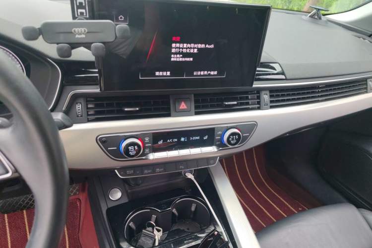 Used Audi A5 2024 Sportback 40 TFSI Fashionable and Dynamic Model Audio And AC Panel