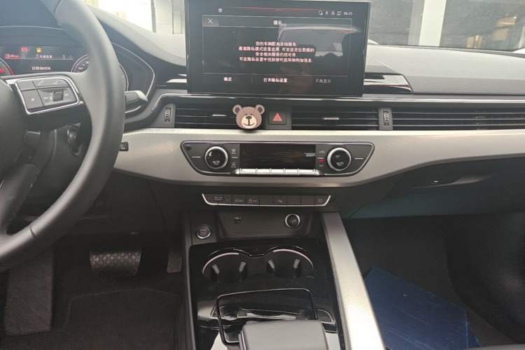 Used Audi A5 2024 Sportback 40 TFSI Fashionable and Dynamic Model Audio And AC Panel