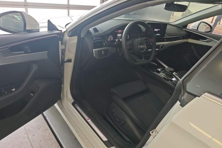 Used Audi A5 2024 Sportback 40 TFSI Fashionable and Dynamic Model Driver Seat