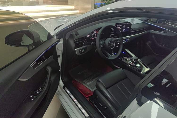 Used Audi A5 2024 Sportback 40 TFSI Fashionable and Dynamic Model Driver Seat