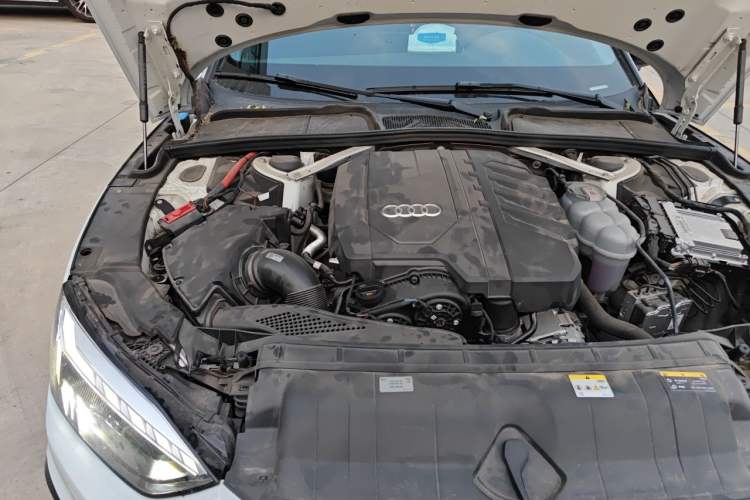 Used Audi A5 2024 Sportback 40 TFSI quattro Luxury Dynamic Model Engine Bay Right