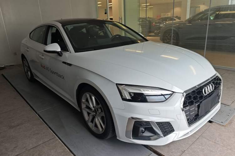 Used Audi A5 2024 Sportback 40 TFSI Fashionable and Dynamic Model Front Right 45 Deg