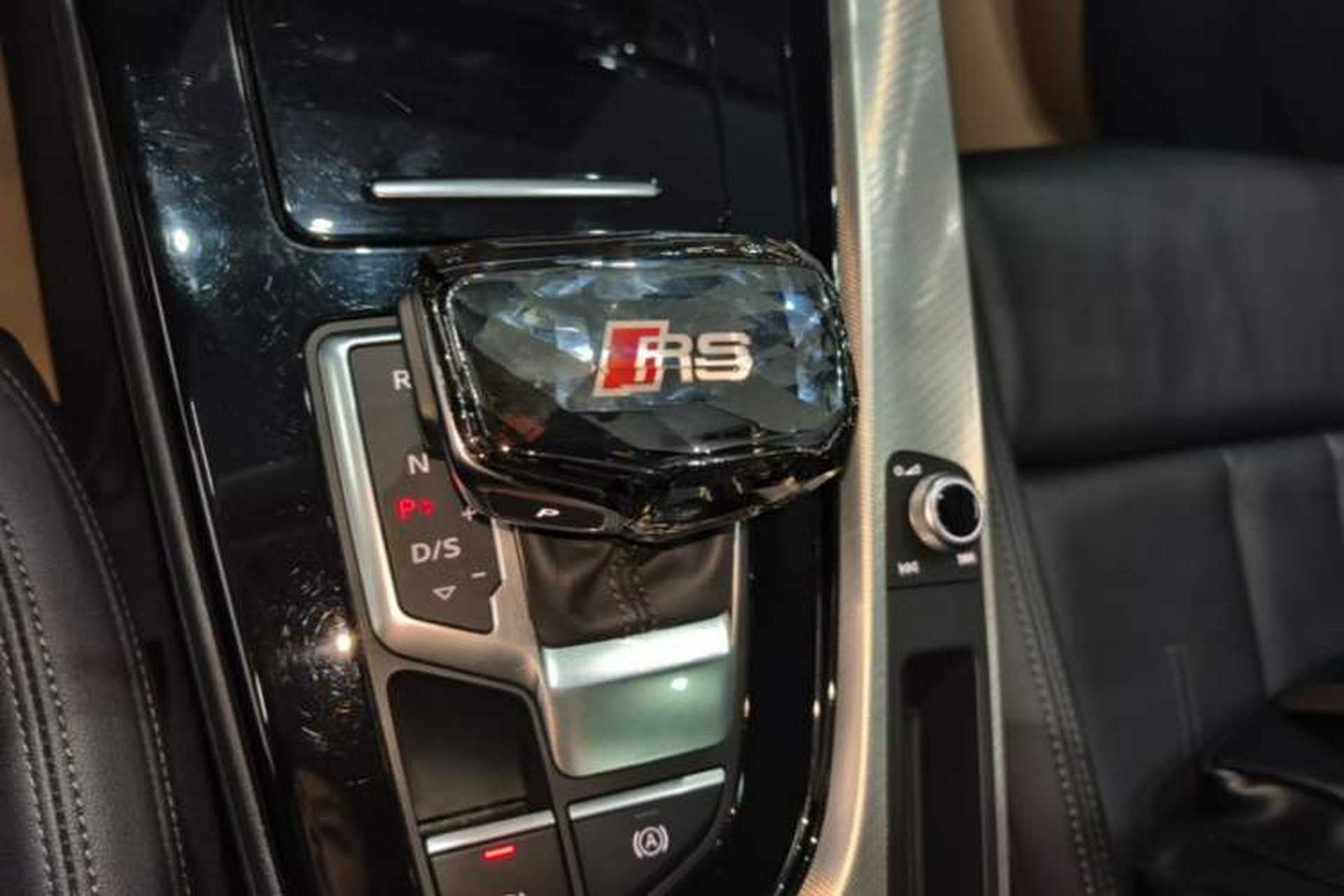 Used Audi A5 2024 Sportback 40 TFSI Fashionable and Dynamic Model Gear Lever