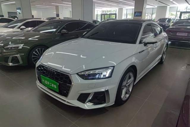 Audi A5 2024 Sportback 40 TFSI Fashionable and Dynamic Model с пробегом