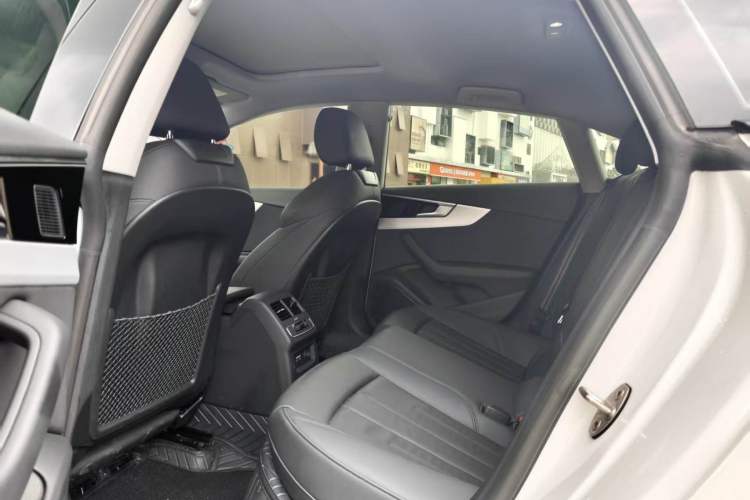 Used Audi A5 2024 Sportback 40 TFSI quattro Luxury Dynamic Model Interior 2