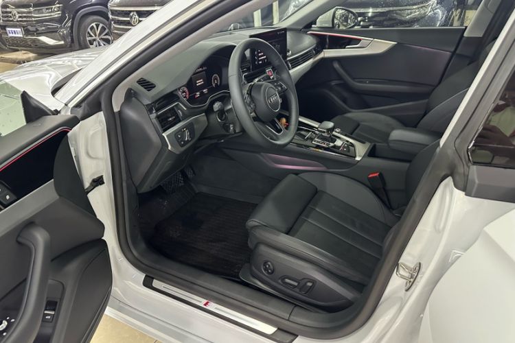 Used Audi A5 2024 Sportback 40 TFSI Fashionable and Dynamic Model Interior 2