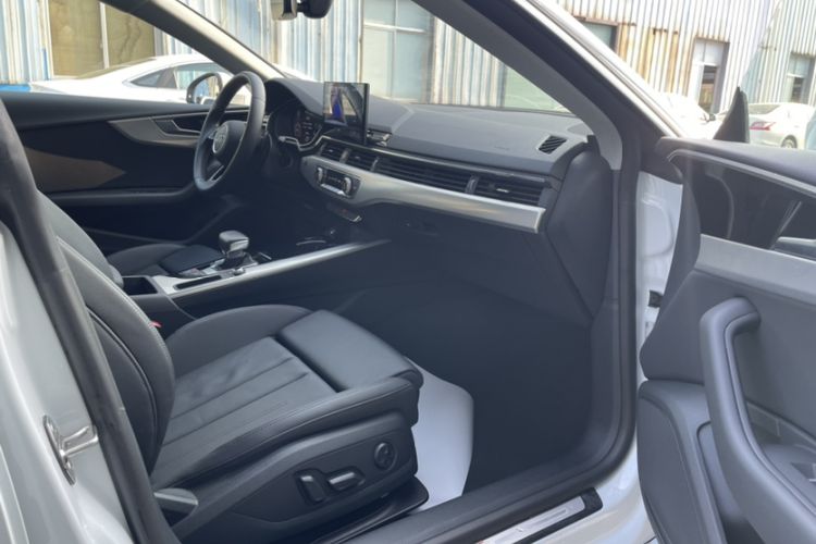 Used Audi A5 2024 Sportback 40 TFSI Fashionable and Dynamic Model Interior 3