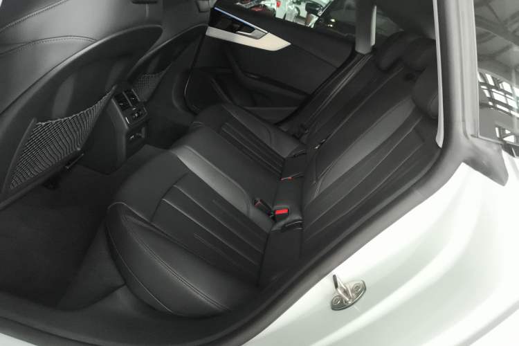 Used Audi A5 2024 Sportback 40 TFSI Fashionable and Dynamic Model Interior 4