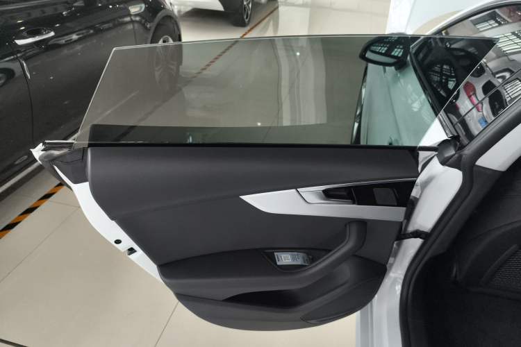 Used Audi A5 2024 Sportback 40 TFSI Fashionable and Dynamic Model Interior 8