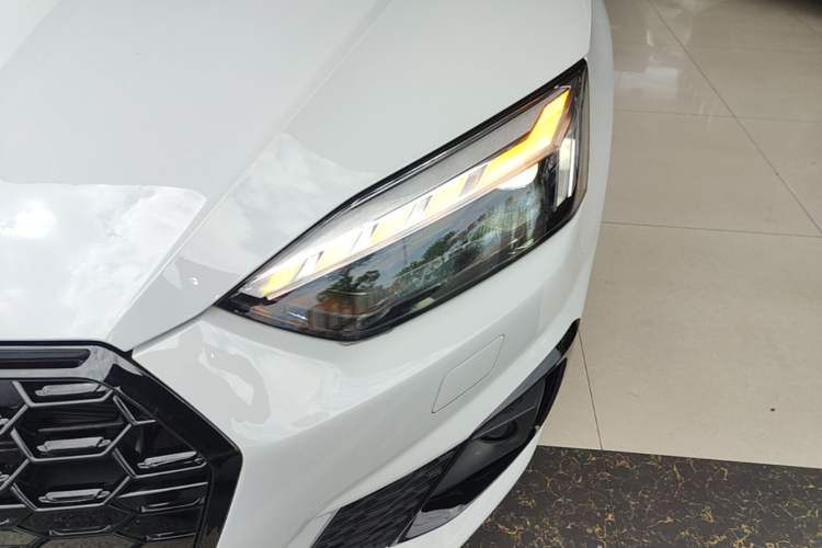 Used Audi A5 2024 Cabriolet 40 TFSI Fashionable and Dynamic Model Left Front Headlight