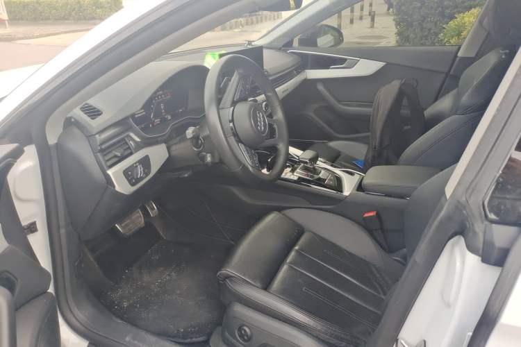 Used Audi A5 2024 Sportback 40 TFSI quattro Luxury Dynamic Model Left Front Seat