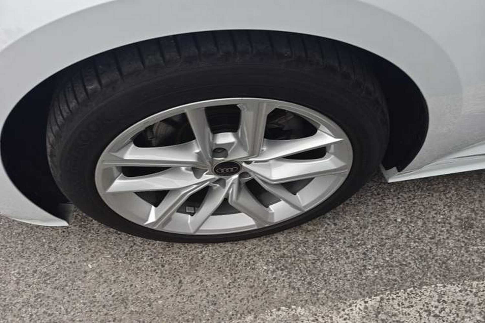 Used Audi A5 2024 Sportback 40 TFSI Fashionable and Dynamic Model Left Front Wheel Hub