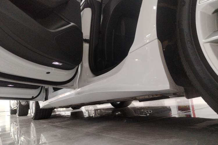 Used Audi A5 2024 Sportback 40 TFSI Fashionable and Dynamic Model Left Side Sill