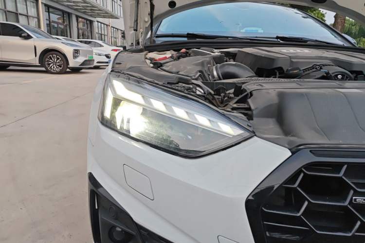 Used Audi A5 2024 Sportback 40 TFSI quattro Luxury Dynamic Model Right Front Headlight