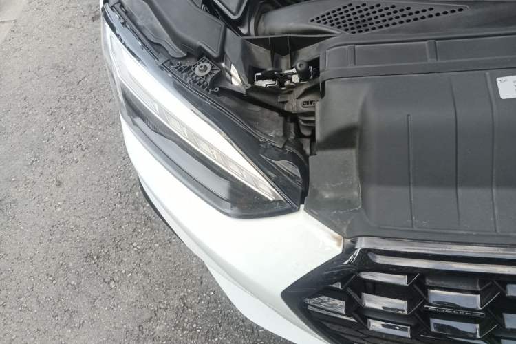 Used Audi A5 2024 Sportback 40 TFSI quattro Luxury Dynamic Model Right Front Headlight