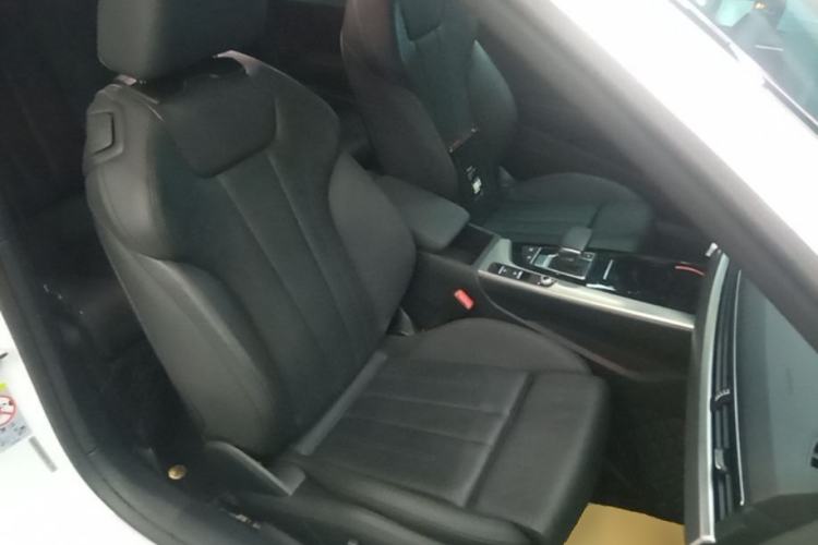 Used Audi A5 2024 Cabriolet 40 TFSI Fashionable and Dynamic Model Right Front Seat