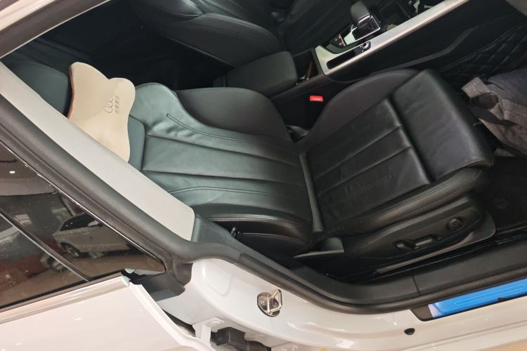 Used Audi A5 2024 Sportback 40 TFSI Fashionable and Dynamic Model Right Front Seat