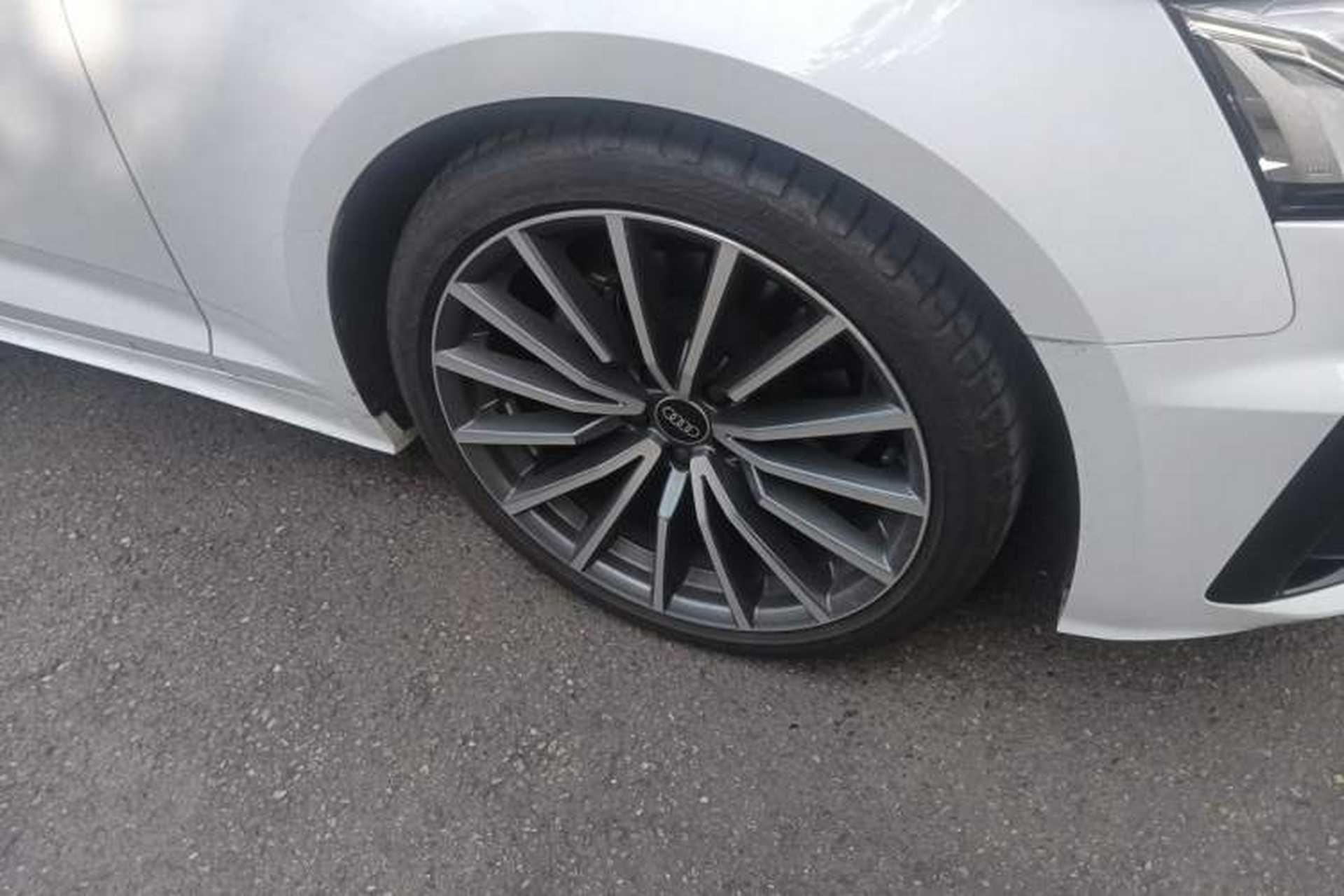 Used Audi A5 2024 Sportback 40 TFSI quattro Luxury Dynamic Model Right Front Wheel Hub