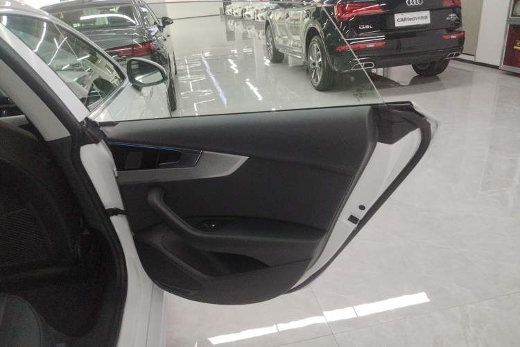 Used Audi A5 2024 Sportback 40 TFSI Fashionable and Dynamic Model Right Rear Door Interior