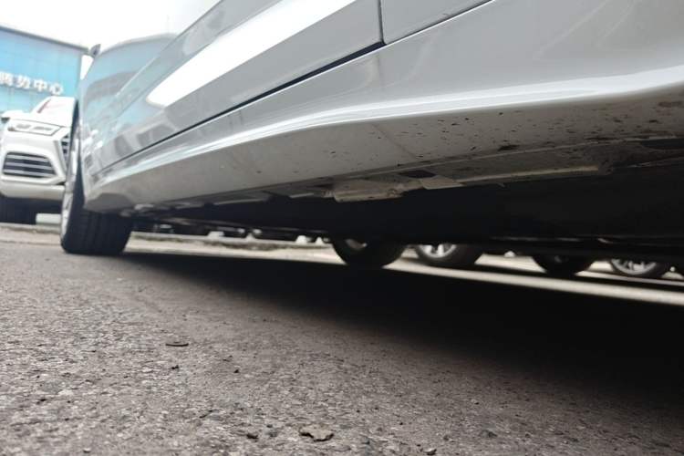 Used Audi A5 2024 Sportback 40 TFSI Fashionable and Dynamic Model Right Side Sill