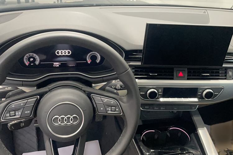 Used Audi A5 2024 Sportback 40 TFSI Fashionable and Dynamic Model Steering Wheel