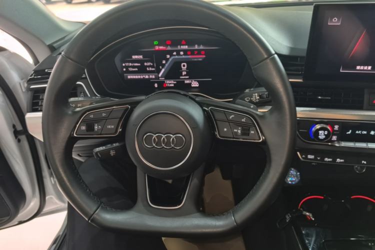 Used Audi A5 2024 Sportback 40 TFSI Fashionable and Dynamic Model Steering Wheel