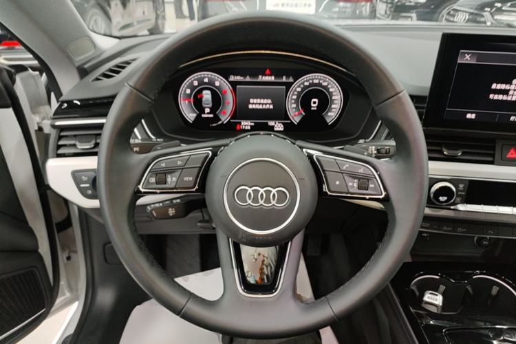 Used Audi A5 2024 Sportback 40 TFSI quattro Luxury Dynamic Model Steering Wheel