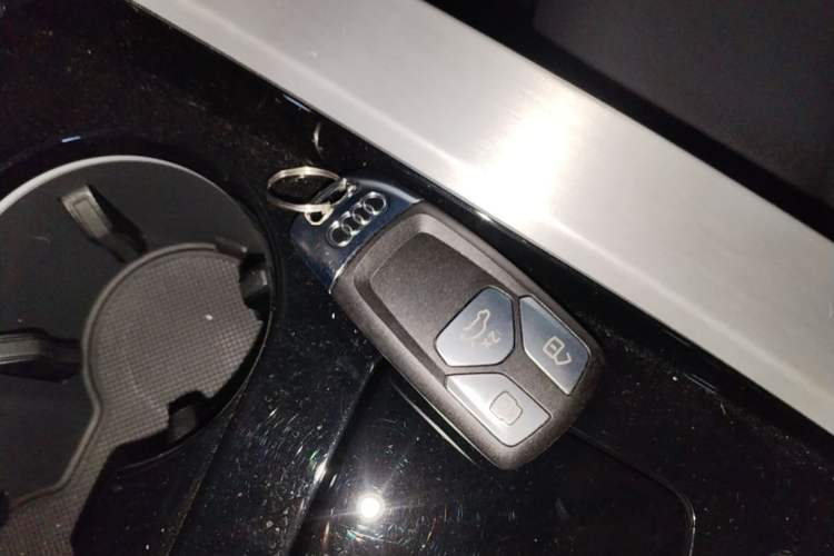 Used Audi A5 2024 Sportback 40 TFSI quattro Luxury Dynamic Model Vehicle Key