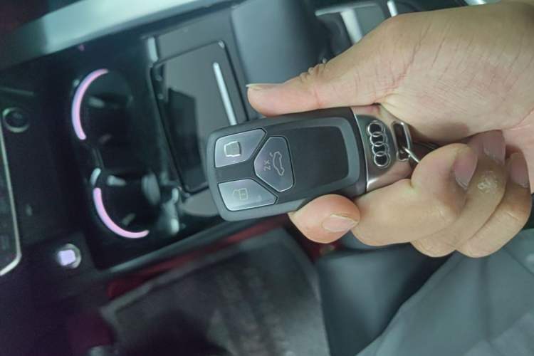 Used Audi A5 2024 Sportback 40 TFSI Fashionable and Dynamic Model Vehicle Key