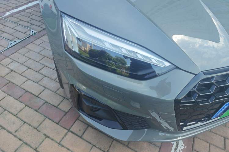 Used Audi A5 2025 Model Sportback Collector’s Edition 40 TFSI Fashionable Dynamic Edition Right Front Headlight