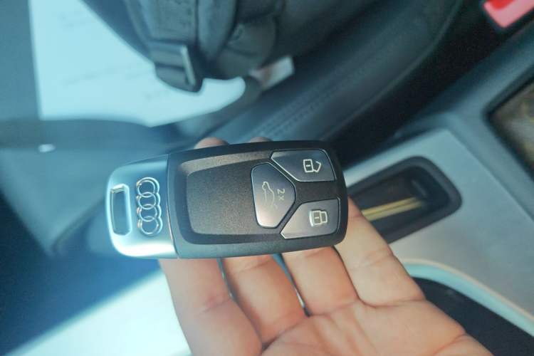 Used Audi A5 2025 Model Sportback Collector’s Edition 40 TFSI Fashionable Dynamic Edition Vehicle Key