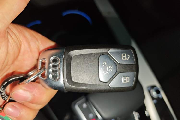 Used Audi A5 2025 Model Sportback Collector’s Edition 40 TFSI Fashionable Dynamic Edition Vehicle Key