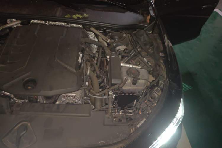 Used Audi A5L 2026 2.0T Sport Plus Engine Bay Left