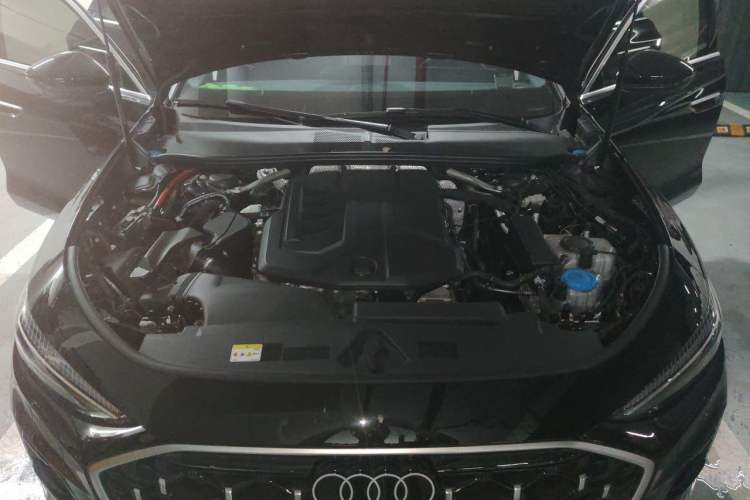 Used Audi A5L 2026 2.0T Navigation Edition Engine Bay