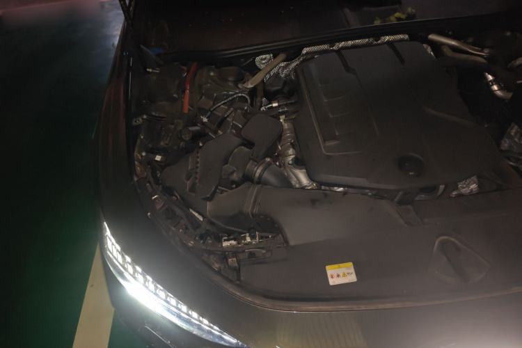 Used Audi A5L 2026 2.0T Sport Plus Engine Bay Right