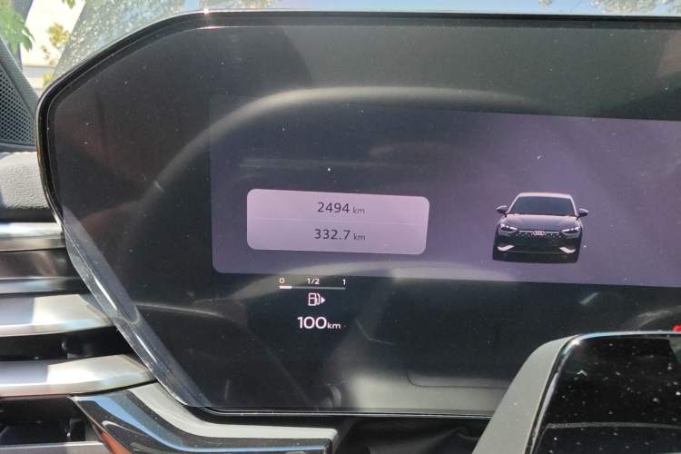 Used Audi A5L 2026 2.0T Sport Plus Odometer Close Up